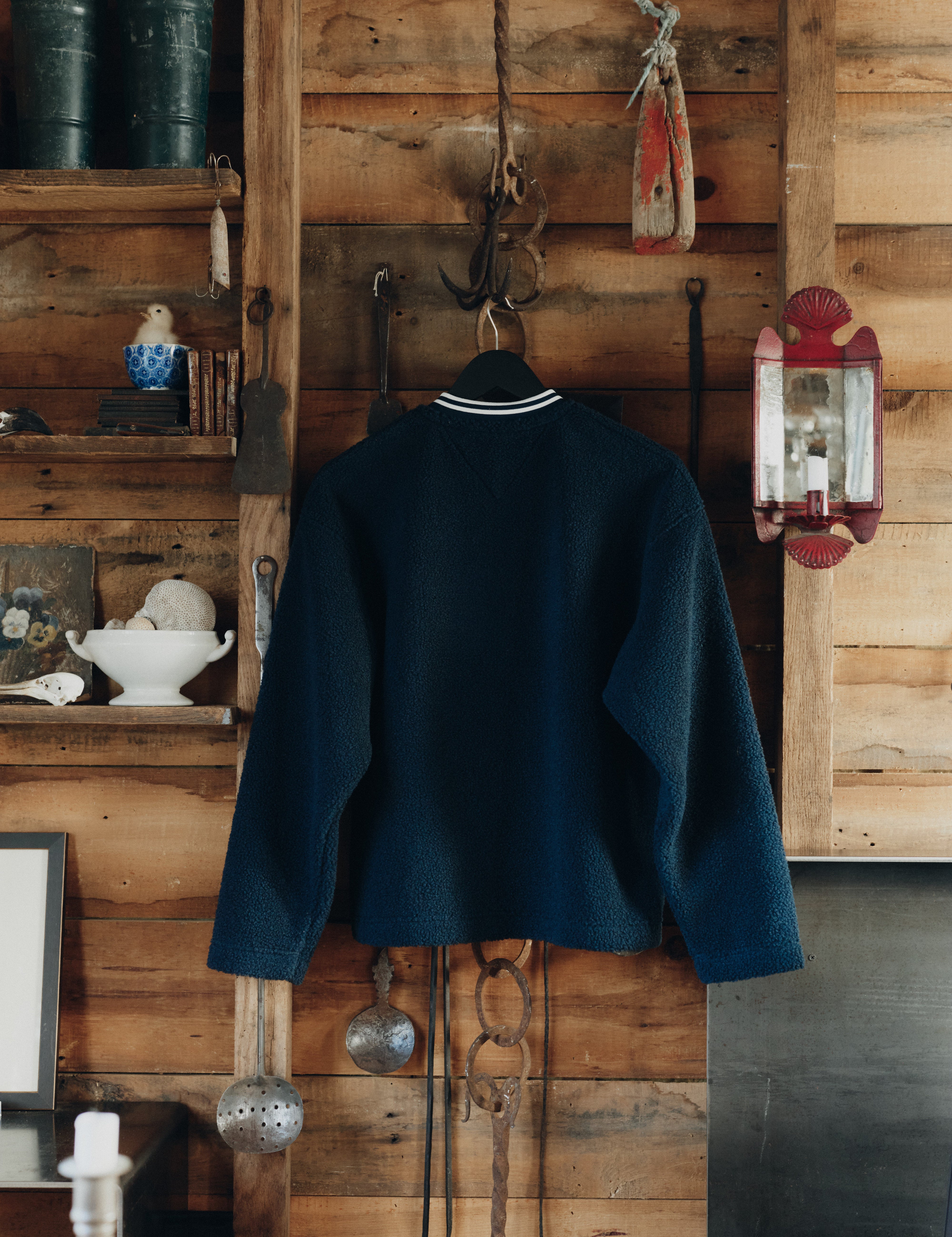 THE MARINER SHERPA V-NECK